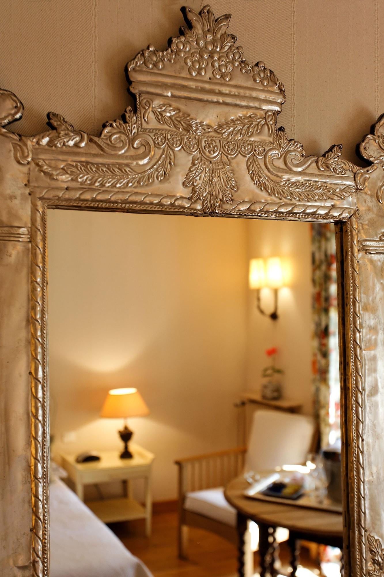 Cazaudehore, Hotel De Charme Au Vert サン＝ジェルマン＝アン＝レー 部屋 写真
